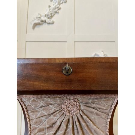 Antiker Schachbrettnähtisch, freistehender william IV Nähtish aus Palisander
