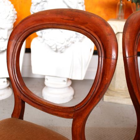 Paar antike Ballonstühle aus Mahagoni