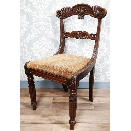 Satz von 4 Mahagoni Stühlen