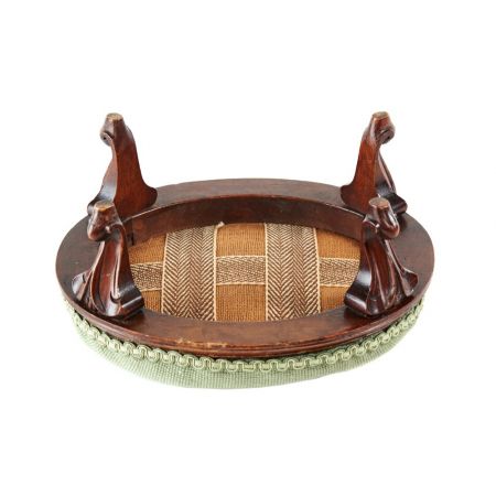 Viktorianischer Nussbaum Fußhocker