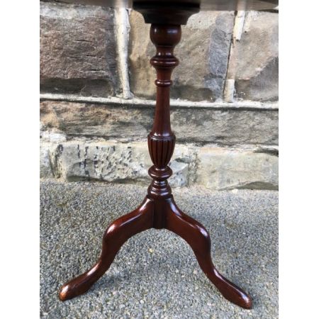 Antiker Mahagoni Wein Tisch