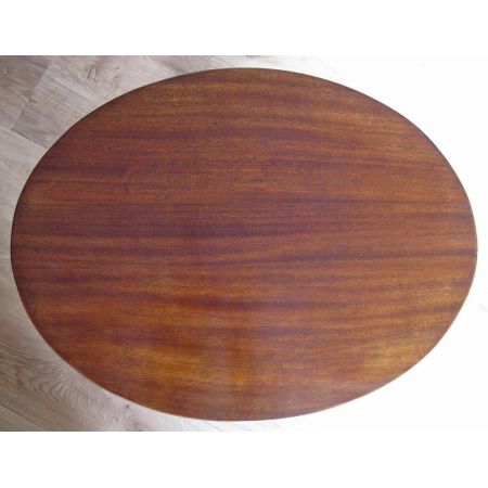 Kipptisch aus Mahagoni