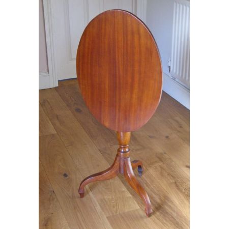 Kipptisch aus Mahagoni