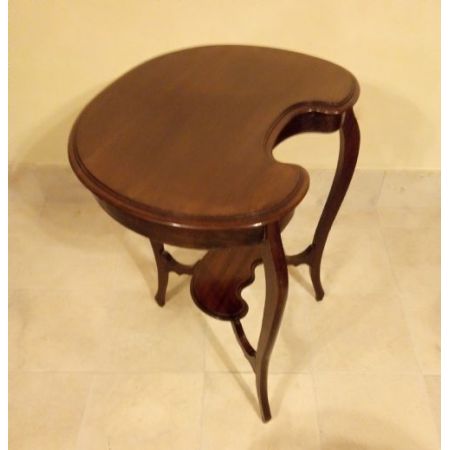 Hübscher edwardianischer Beistelltisch aus Mahagoni