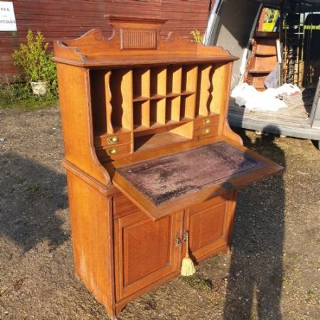Viktorianischer Sekretär / Bureau aus massiver Eiche