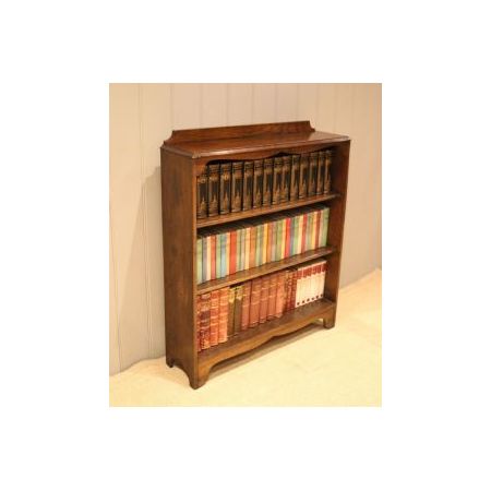 Antikes offenes Bücherregal /open bookcase