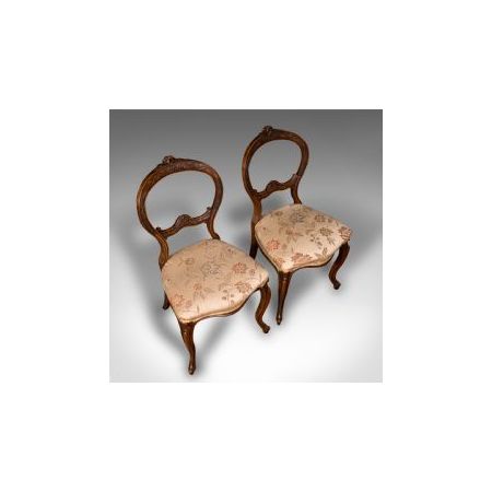 Paar antiker Nussbaum Stühle aus der viktorianischen Zeit