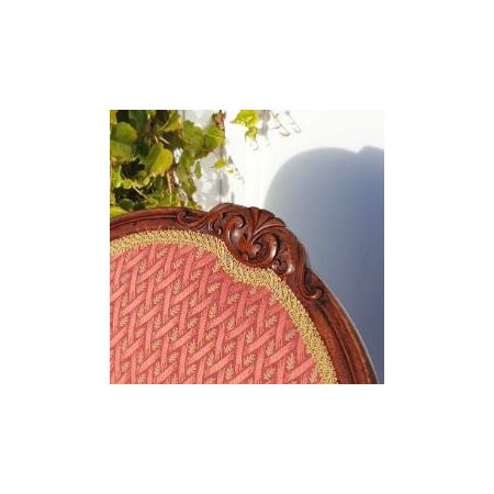 Antiker Empfangsstuhl aus massivem Nussbaumholz  18 JH