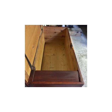 Viktorianische Kiefer-Truhe/Chest of Draws mit Kerzenkasten