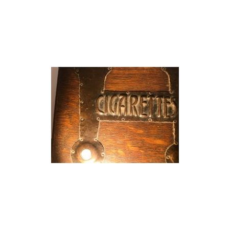 Antike arts and crafts Zigarettenschatulle aus Eichenholz