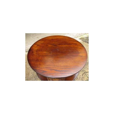 Runder Couchtisch aus massivem Eichenholz