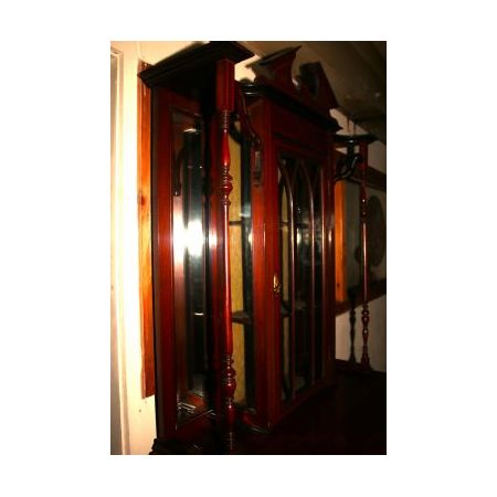 Massive Mahagoni Vitrine mit Intarsien im Edwardian Stil