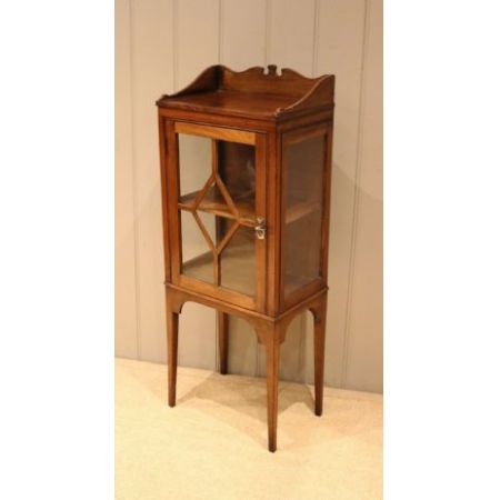 Verglaste Mahagoni Vitrine im Edwardian Stil