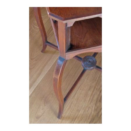 Antiker Massivholz Beistelltisch aus Mahagoni