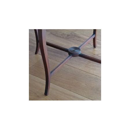 Antiker Massivholz Beistelltisch aus Mahagoni