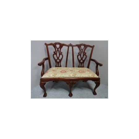 Antikes Sofa  Sitzbank aus Mahagoni im Chippendale Stil