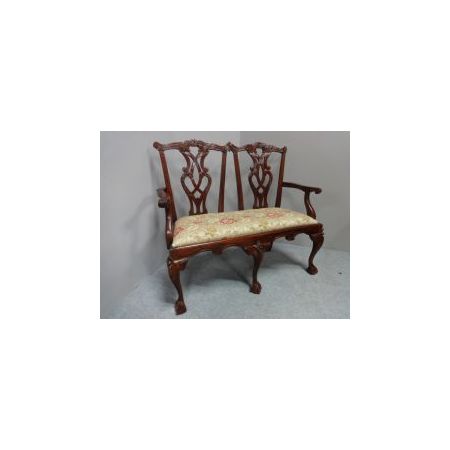 Antikes Sofa  Sitzbank aus Mahagoni im Chippendale Stil