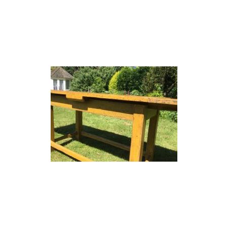 Antiker Kiefernholz Küchentisch im Landhausstil