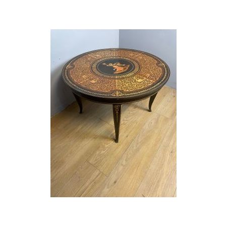 Italienischer Couchtisch / coffee table