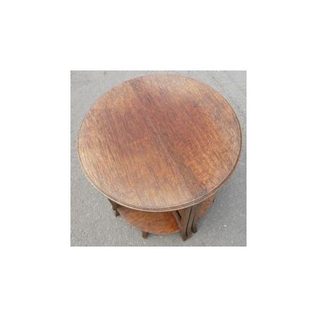runder Couchtisch / coffee table mit vier kleinen Tischen