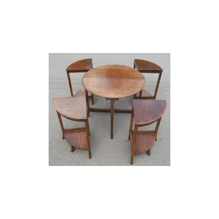 runder Couchtisch / coffee table mit vier kleinen Tischen