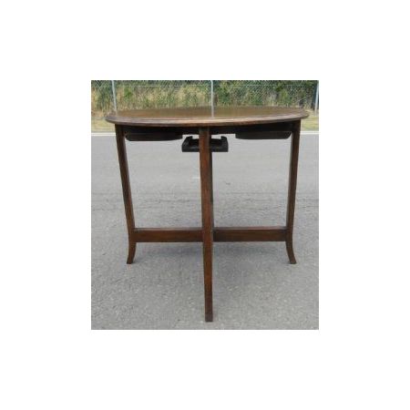 runder Couchtisch / coffee table mit vier kleinen Tischen
