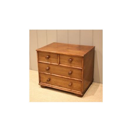 Antike Kommode aus Obstholz