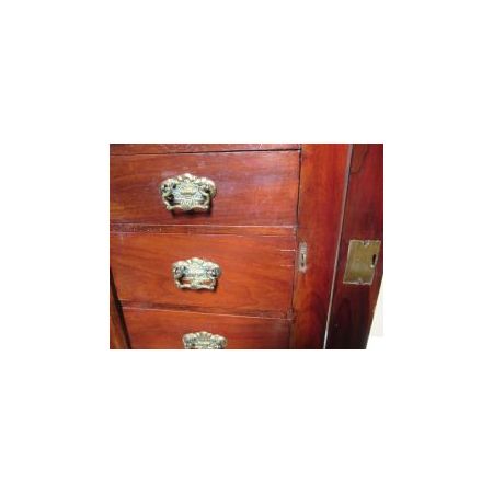 Antike spätviktorianische Wellington Kommode