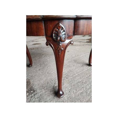 Mahagoni Couchtisch / coffee table