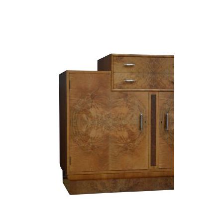 Sideboard im Art Deco  aus Nussbaumholz