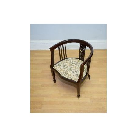 Antiker Stuhl / bedroom chair aus der Viktorianischen Epoche