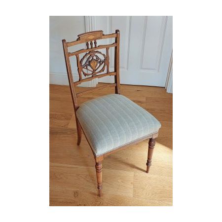 Palisander Stuhl / salon chair aus der viktorianischen Epoche mit Intarsien