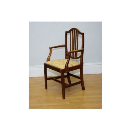 Antiker georgianischer Sessel aus Obstholz