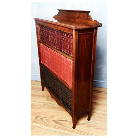 Viktorianisches Bücherregal / open bookcase aus Nussbaumholz