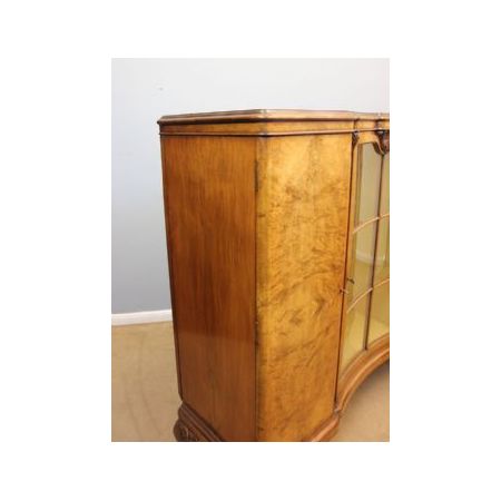 Antike Nussbaum-Vitrine / antique burr walnut side cabinet