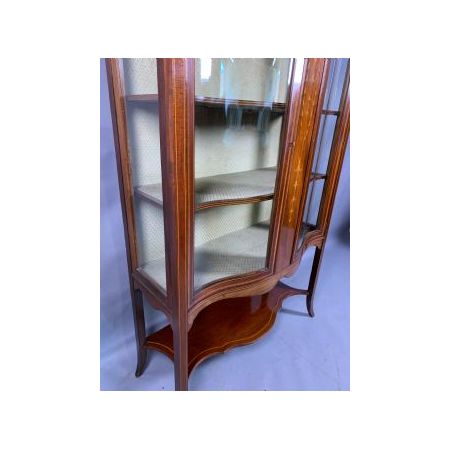 Antike, spätviktorianische Mahagoni-Vitrine mit serpentinem Design