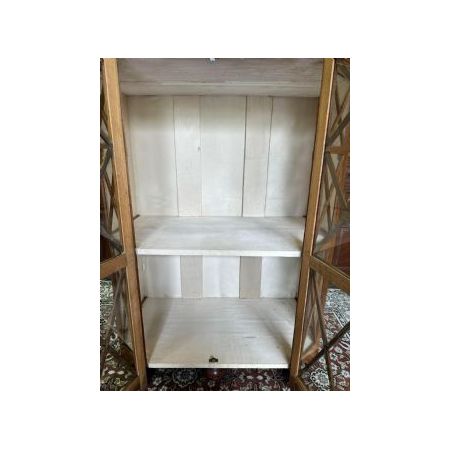 Stilvoller Vintage Vitrinenschrank aus Eichenholz