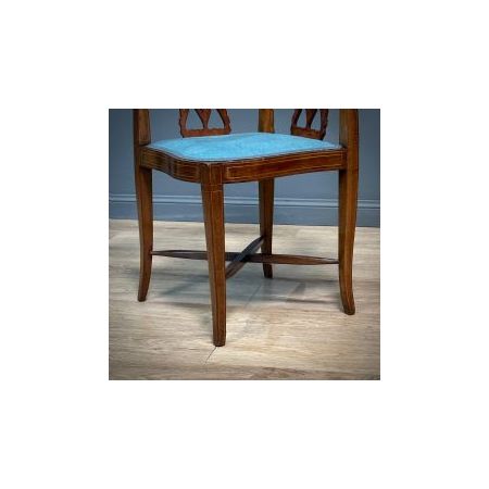 Antiker Edwardianischer Eckstuhl / corner chair neu bezogen mit Intarsien