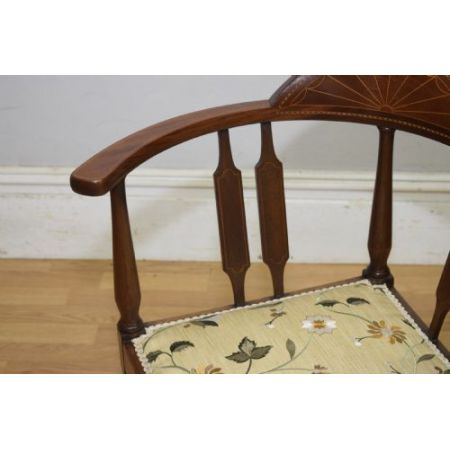 Wundervoller, antiker Edwardianischer Eckstuhl / cornerchair mit Intarsien aus Mahagoni