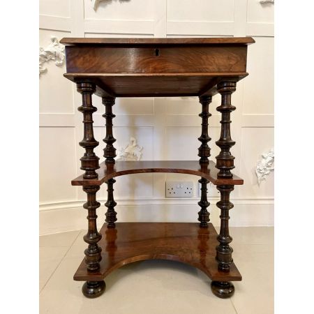 Antiker Viktorianischer ladies davenport / Schreibtisch aus Nussbaumholz