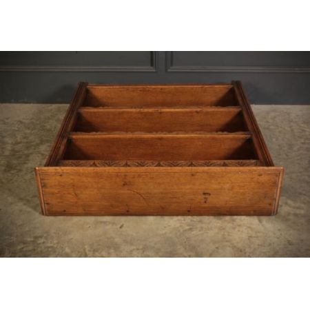 Antikes Bücherregal / open bookcase aus Ipswich Eichenholz