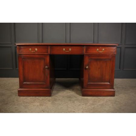 Großer viktorianischer Schreibtisch / partners desk aus Mahagoni