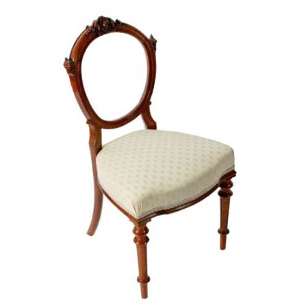 Ein paar antiker viktorianischer Stühle aus Nussbaumholz