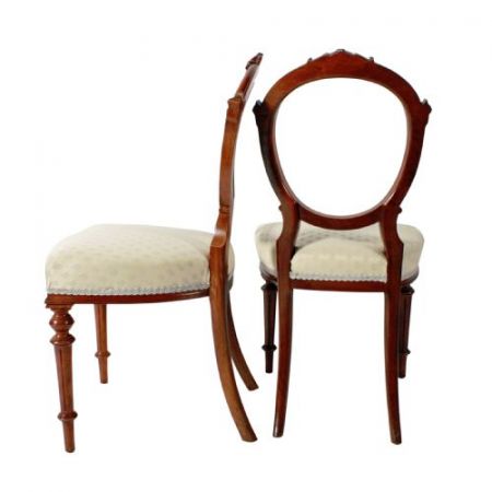 Ein paar antiker viktorianischer Stühle aus Nussbaumholz
