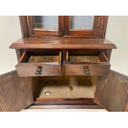 Antiker Vitrinenschrank, Küchenschrank aus Kiefernholz