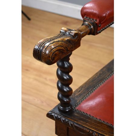 Ein Paar Eichen-Armlehnstühle im Barley-Twist-Stil