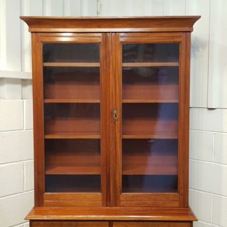 Edler Viktorianischer Bücherschrank aus Mahagoni