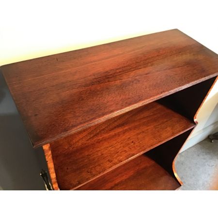 Antikes Bücherregal, open waterfall bookcase aus Mahagoni