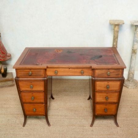 Schreibtisch im Breakfront-Stil aus Mahagoni