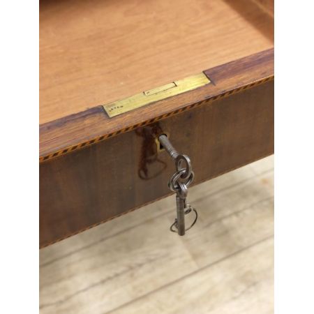 Antiker Edwardianischer Massivholz-Damenschreibtisch aus Mahagoni für Büroarbeit und Schreibarbeiten